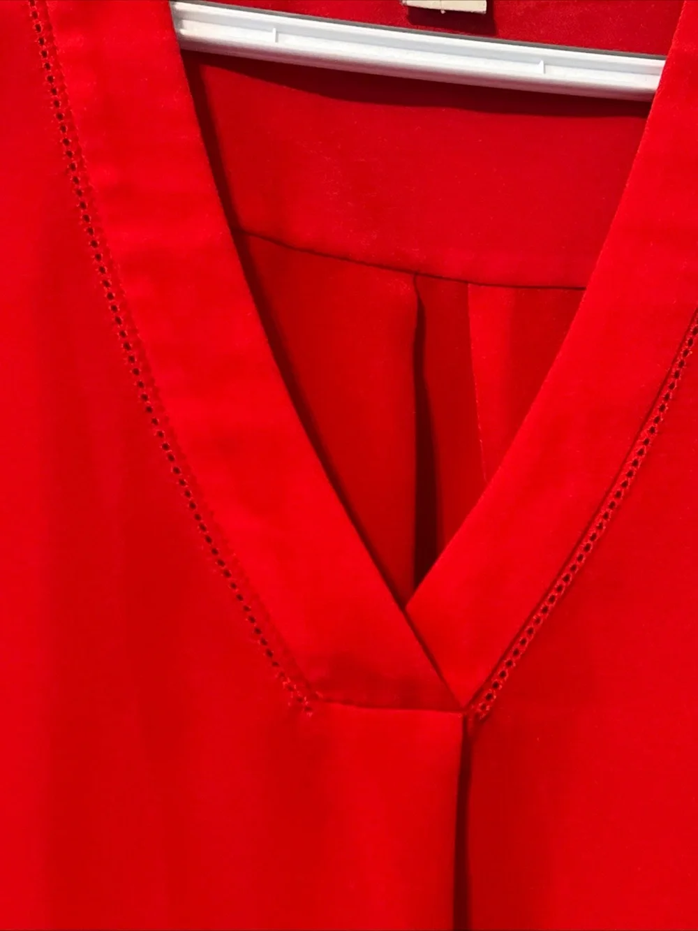Women’s J.Crew Red V-Neck Long Sleeve Blouse Medium Lightweight